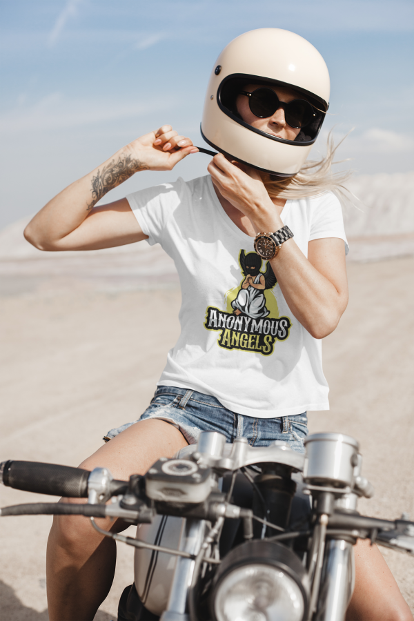 t-shirt-mockup-featuring-a-woman-on-a-motorcycle-in-the-desert-35080-r-el2 t-shirt-mockup-featuring-a-woman-on-a-motorcycle-in-the-desert-35080-r-el2