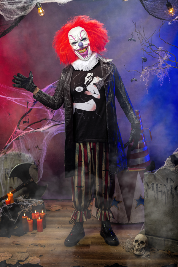 mockup-featuring-a-scary-clown-wearing-a-bella-canvas-tee-in-a-horror-house-m51275 mockup-featuring-a-scary-clown-wearing-a-bella-canvas-tee-in-a-horror-house-m51275