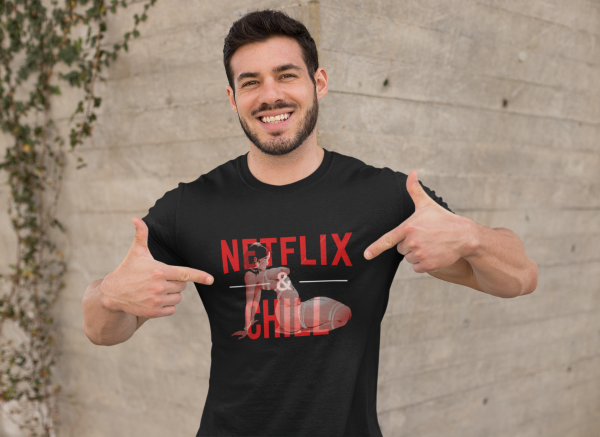 mockup-of-a-muscular-man-pointing-at-his-t-shirt-28519 mockup-of-a-muscular-man-pointing-at-his-t-shirt-28519