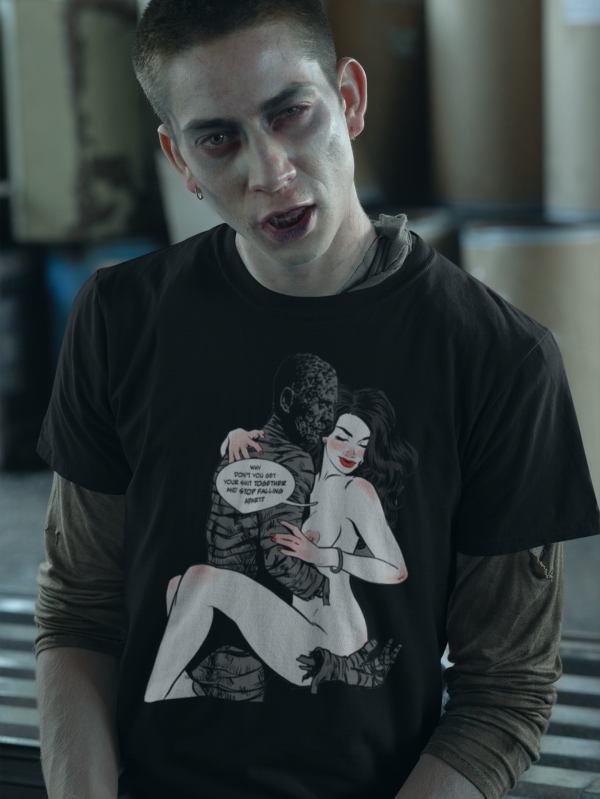 t-shirt-mockup-of-a-scary-man-with-zombie-makeup-29335