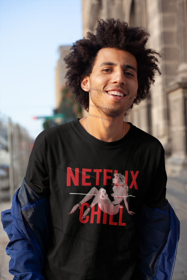 tee-mockup-of-a-happy-man-with-an-afro-out-on-the-street-18071 tee-mockup-of-a-happy-man-with-an-afro-out-on-the-street-18071