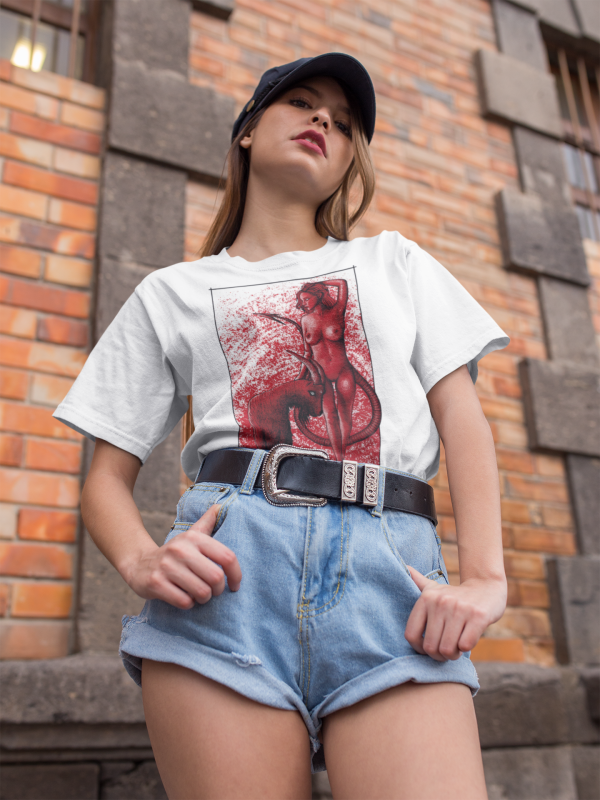 mockup-of-a-chic-woman-wearing-a-unisex-tee-looking-down-at-the-camera-22952 mockup-of-a-chic-woman-wearing-a-unisex-tee-looking-down-at-the-camera-22952
